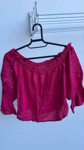 Blusa curta 