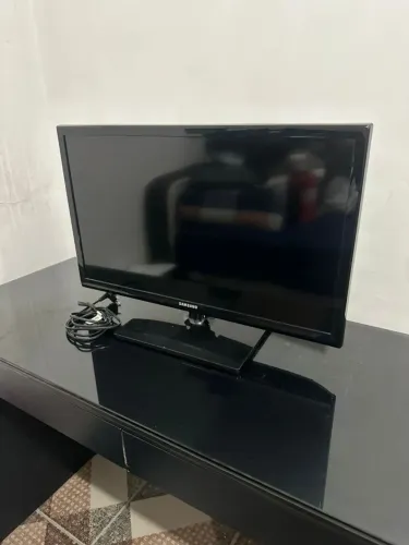 TV Monitor Samsung T24D310LH 60hz