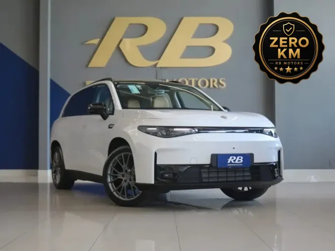 Leapmotor C10 REEV (Híbrido) 2027