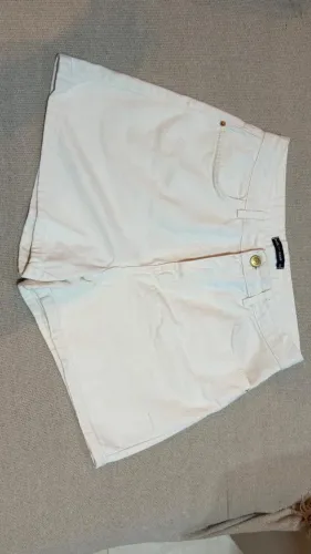Short Branco