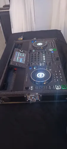 Controladora denon sc live 4