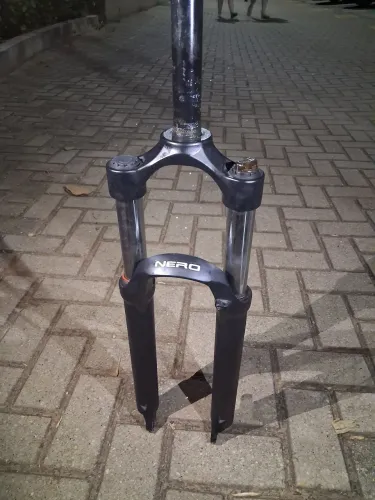 Suspensão absolut nero