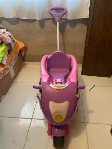 Vendo triciclo e também vira uma boquinha