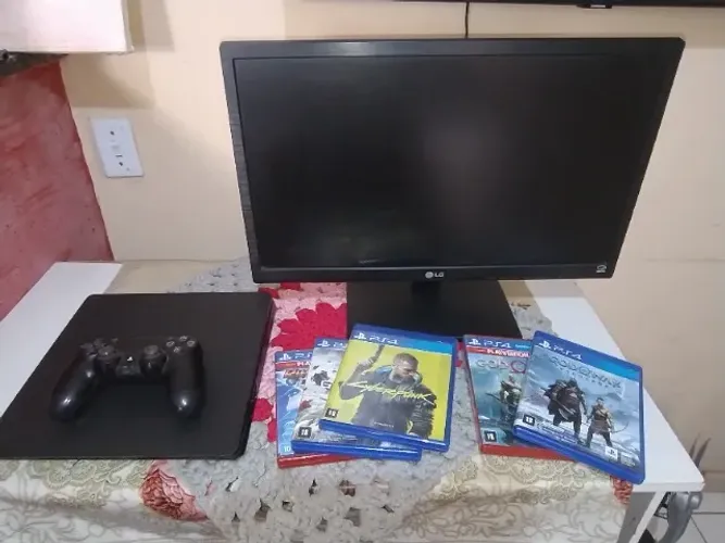 PS4 Slim + Monitor Gamer 23"