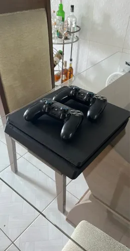 Vendo PS4 Slim 1Tb