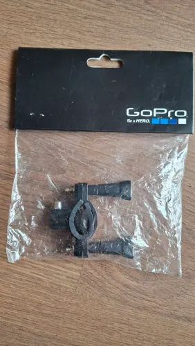 Suporte GoPro Roll Bar Mount (modelo GRBM30 ou similar),