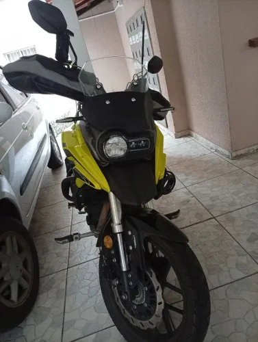 Troco moto por scooter ou vendo