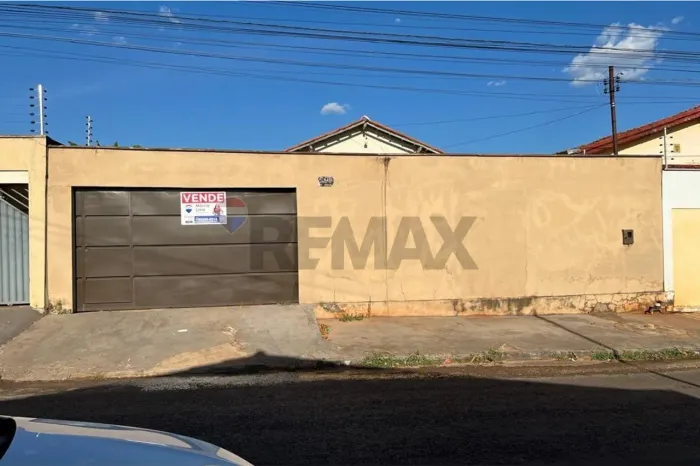 Casa à venda no Setor Urbano em Araguaína - TO