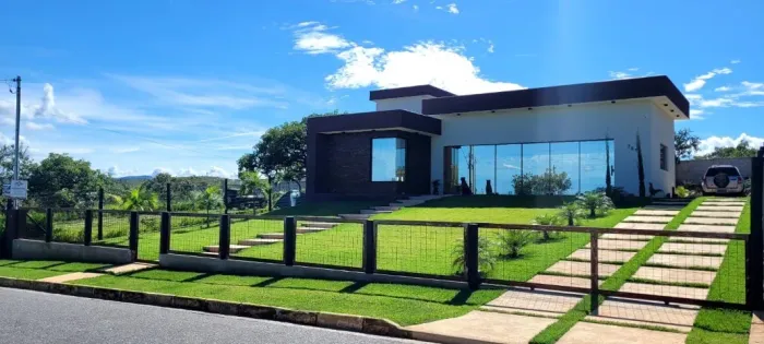 Casa em condomínio fechado com total segurança na Serra do Cipó. 