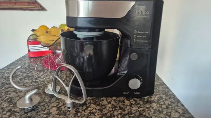 Batedeira planetária Philco PBP90A