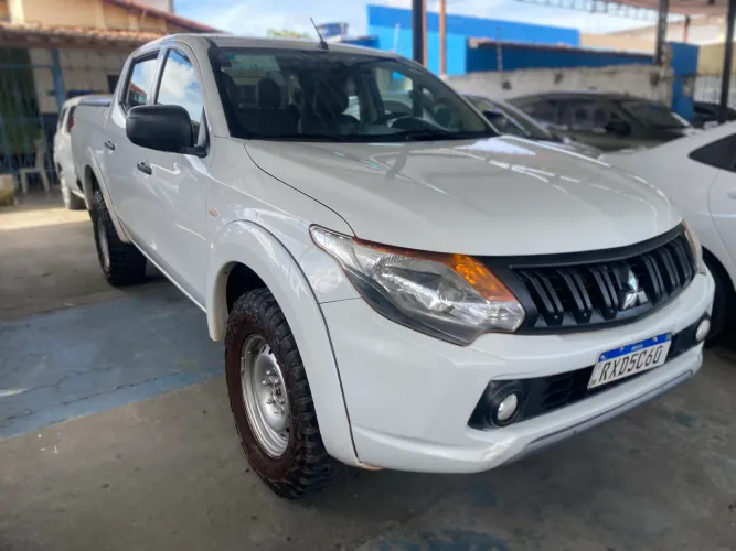 Mitsubishi L200 Triton Sport GL 2.4 Diesel 2023