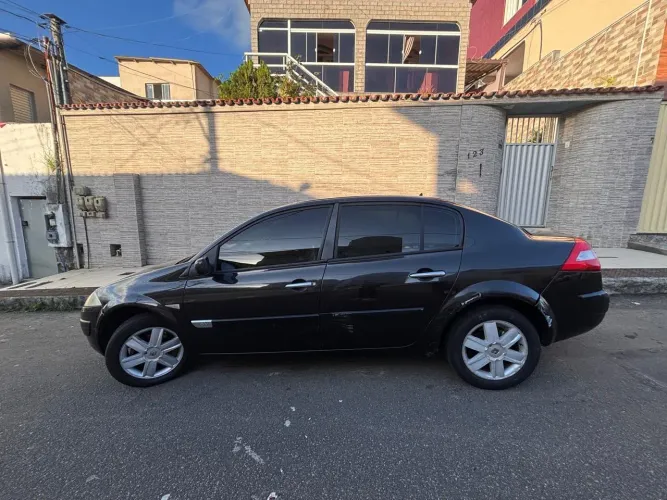 Renault Megane Sedan Dynamique Hi-flex 1.6 16V 2008