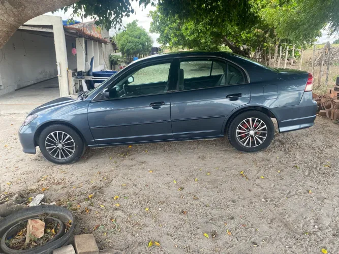 Honda Civic Sedan LX 1.7 16V 115cv Mec. 4P 2004