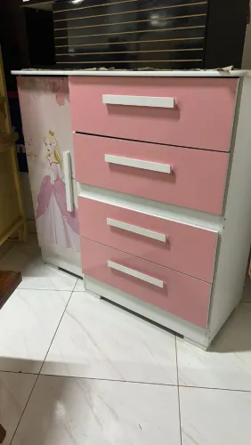 Cômoda princesa
