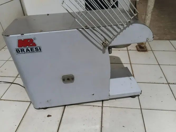 Batedeira planetária industrial braesi 5l