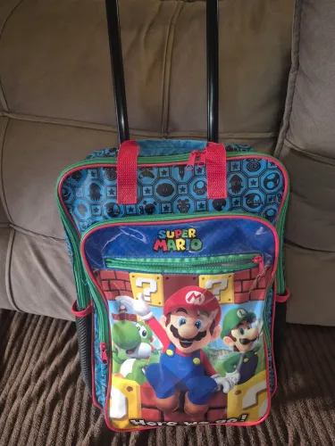 Mochila Mario com rodinhas