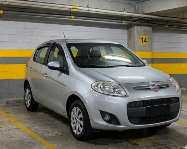 Fiat Palio Attractive 1.0 EVO Fire Flex 8V 5P 2013