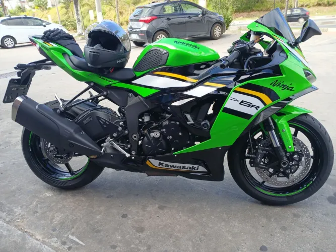 Leia a descrição, Moto zerada com apenas 4.600 km rodados