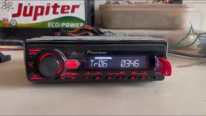 SOM AUTOMOTIVO PIONEER USB AUXILIAR
