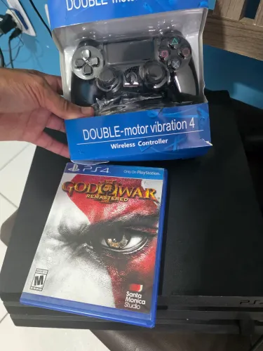 PlayStation4 pro funcionando perfeitamente 1 manete 1 jogo em mídia física Alguns naconta