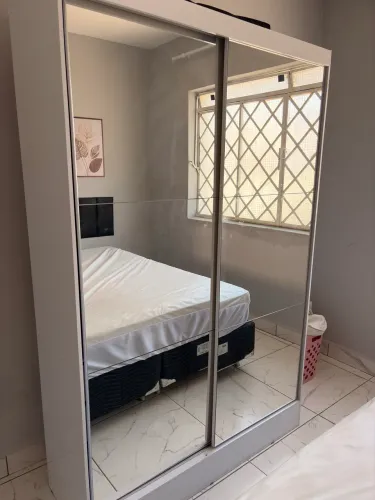 Guarda roupa novo