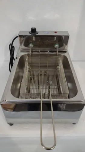 Fritadeira elétrica e tacho elétrico nova com garantia em inox