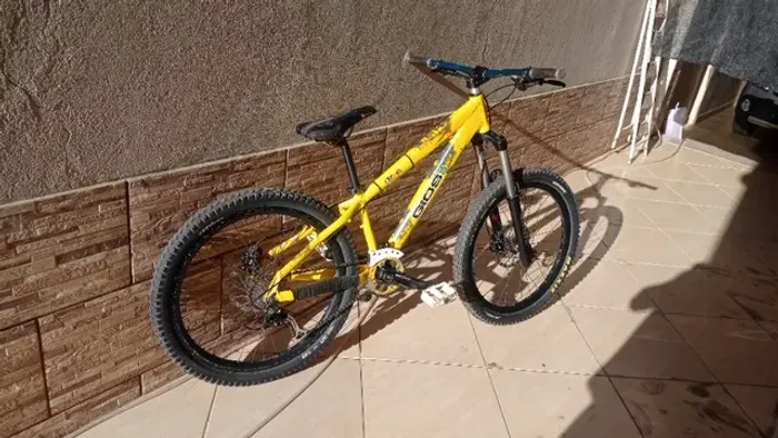 Bike Downhill Gios FRX-HI e Super Storm Rigida Top