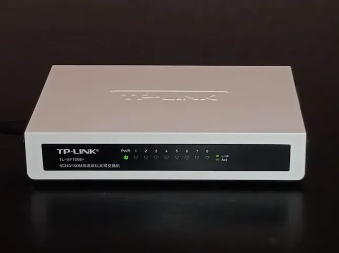 Hub switch 8 portas gigabit 10/ 100 mbps-tp link tl-sf1008d