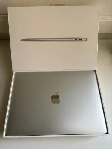 MacBook Air M1