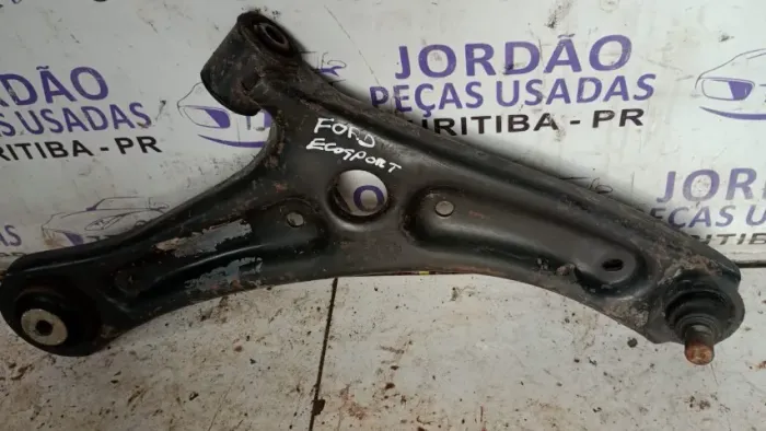 Bandeja Ford Ecosport ano 2018 lado direito