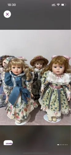 Bonecas de porcelana.
