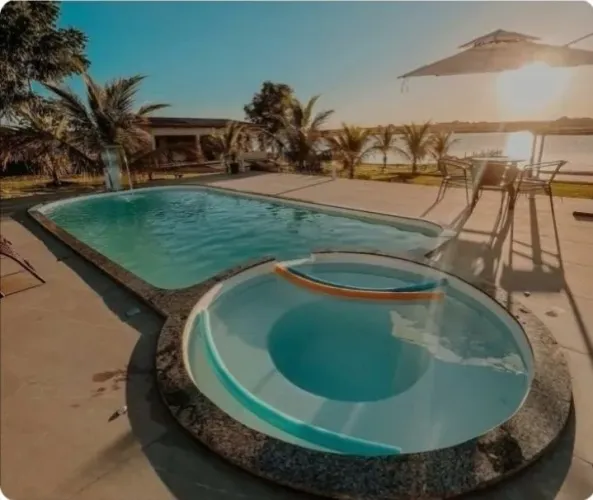 Piscina de 8 Metros Com Ofurô/ * Alita