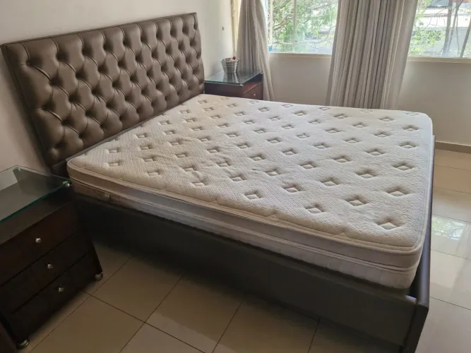 CAMA BOX CASAL QUEEN SEMI-NOVA