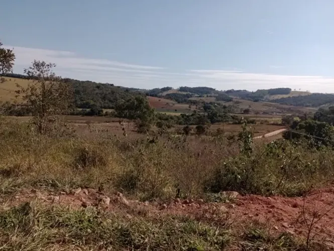 Excelente terreno de 3500 m2 a venda em Rio Manso 