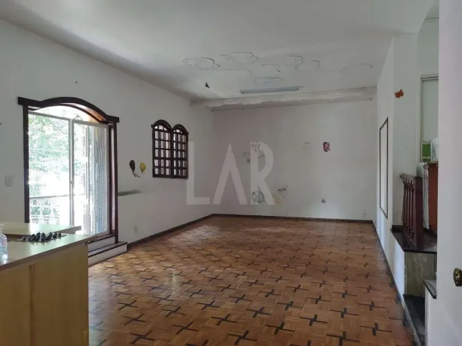 Casa à venda, 4 quartos, 1 suíte, 3 vagas, São Pedro - Belo Horizonte/MG