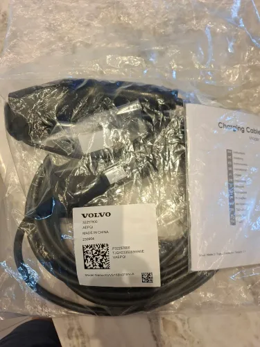 Carregador veiculos elétricos marca Volvo lacrado 