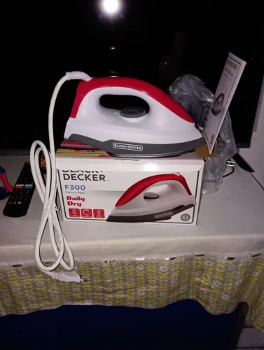 Ferro de pasa Blek denk novo nunca usado 