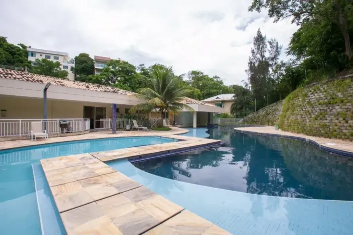 Apartamento de 73 m² na da Paciência - Maria Paula - São Gonçalo - RJ, à venda por R$ 400.