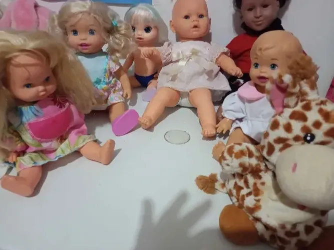 Lote lotão de bonecas lindas