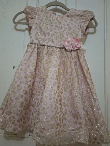 Vestido infantil. Veste 4 anos.