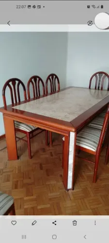 Mesa clássica de Jantar + 8 cadeiras + buffet 