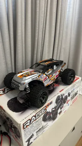 Carrinho RC Kyosho Rage VE - troco ou vendo