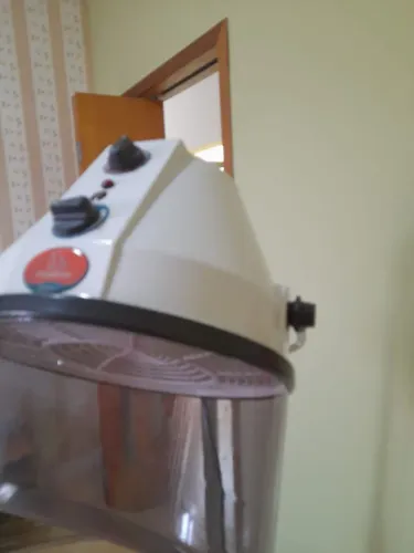 Secador de cabelo profissional com touca