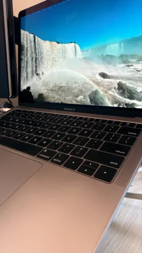 MacBook Air 2018 Impecável 