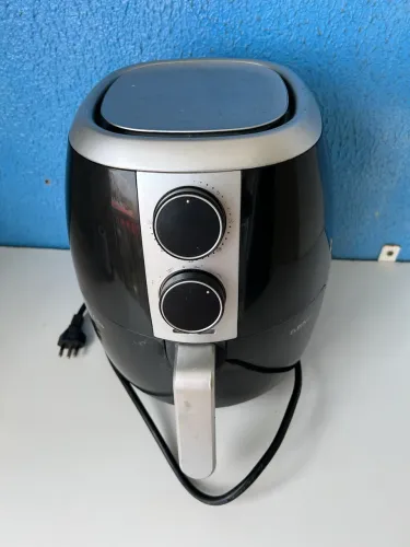 Vendo Airfryer com DEFEITO