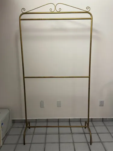 Conjunto de Arara de ferro dourada