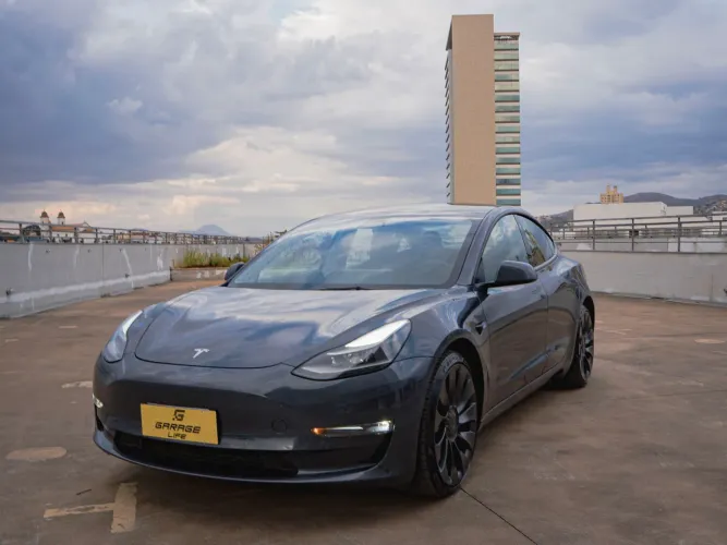 Tesla Model 3 Long Range Performance EXCLUSIVIDADE