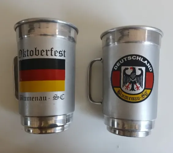 2 unid. Canecas de Alumínio Oktoberfest Blumenau - SC Térmica - 500ml Alemã