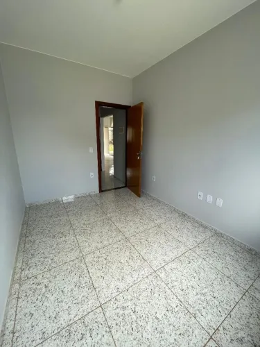 BAIXEI PRA ALUGAR RAPIDO EXCELENTE CASA EM LUZIÂNIA GO