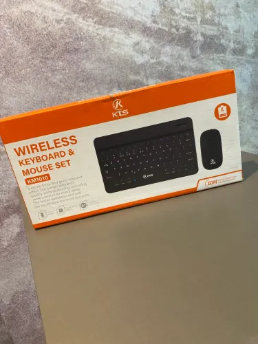 teclado e mouse sem fio KTS KM1010. 